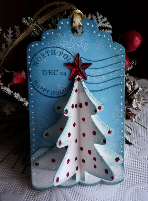 3D Christmas Tree Gift Tag. 