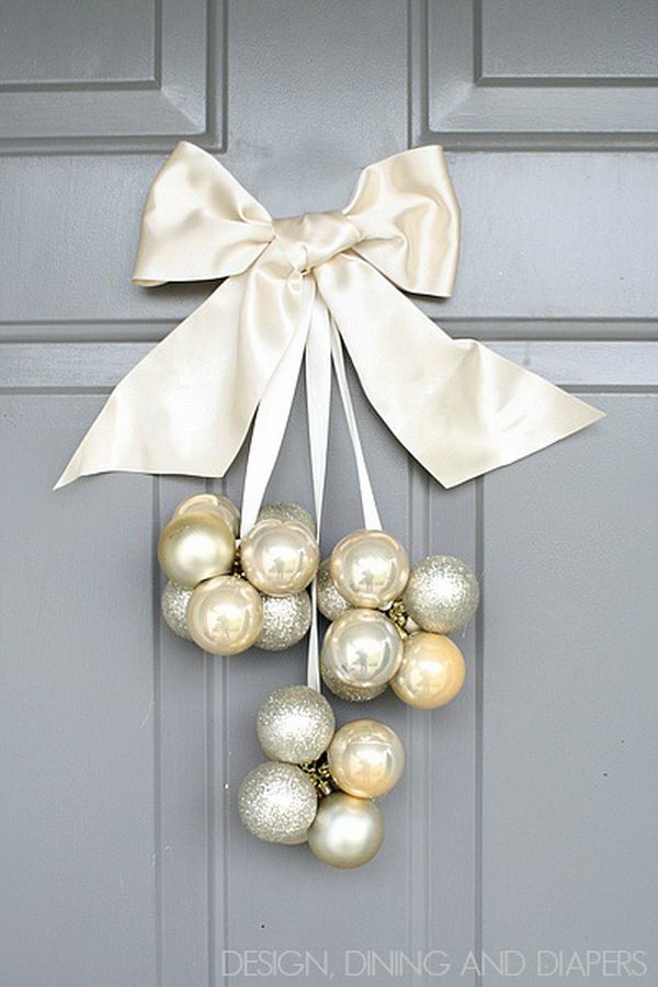 DIY Ornament Door Decoration. 