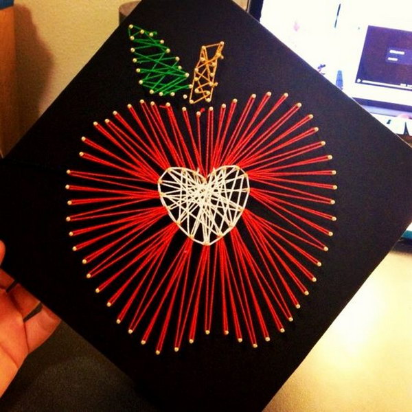 String Art Apple Graduation Cap 