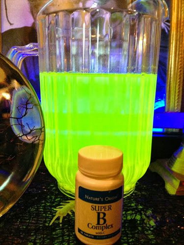 Blacklight Halloween Drink Idea. 