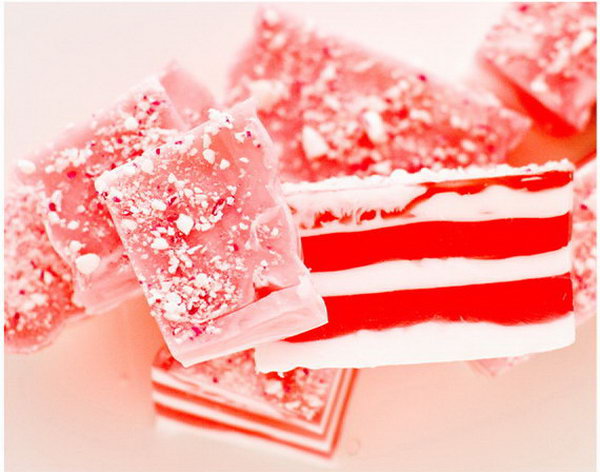DIY Candy Cane Soap Tutorial. What an easy and creative gift idea for this candy cane soap. 