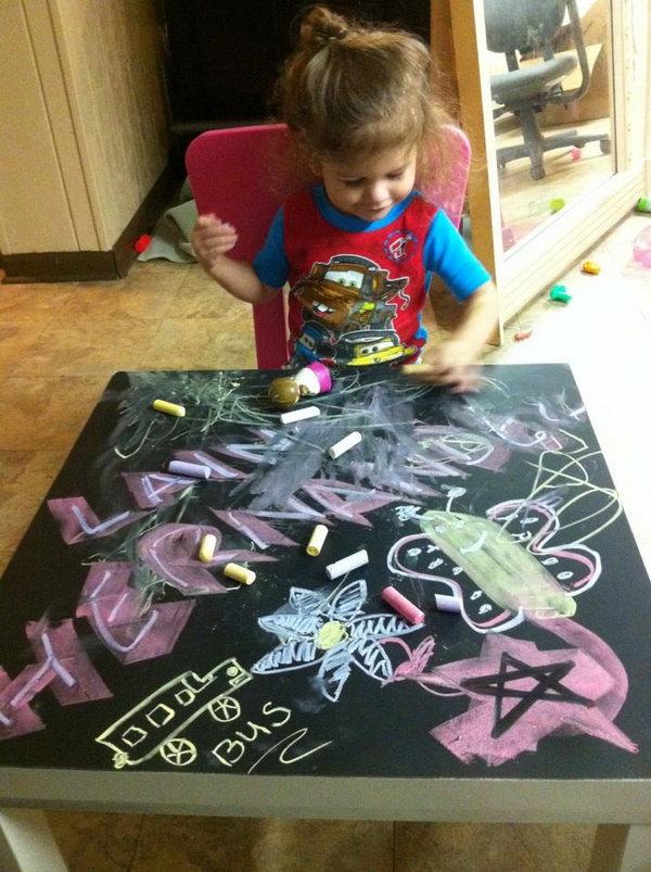 Fun Chalkboard Table for Kids. 