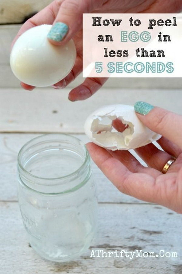 How to Peel an Egg in Less Than 5 Seconds with a Glass Jar. 