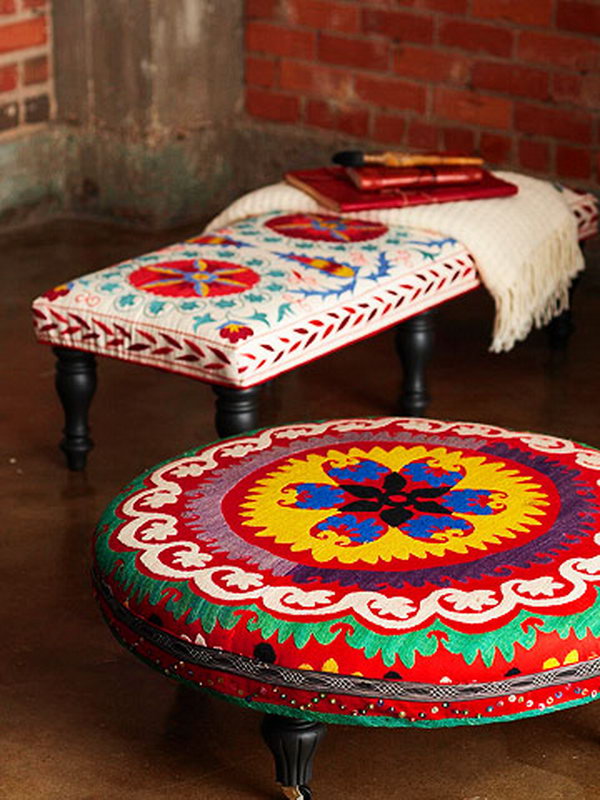 Colorful DIY Ottoman. Get the steps 