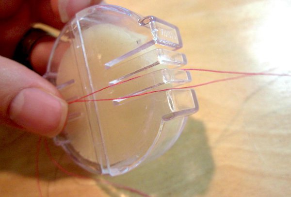 How to Prevent Thread Tangles in Hand Sewing 
