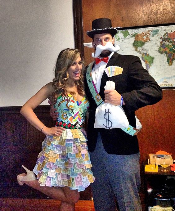 Monopoly Halloween Couple Costume. 