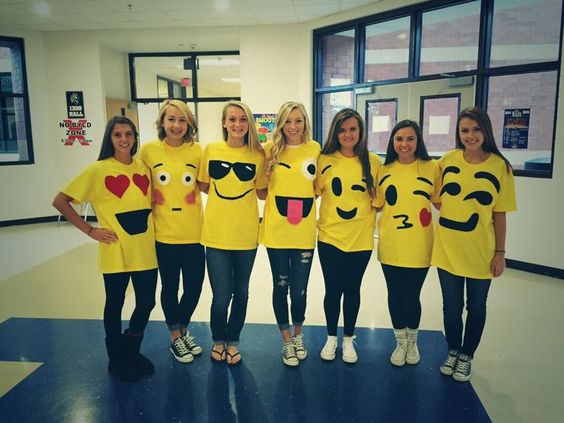 Emoji Halloween Costume. 